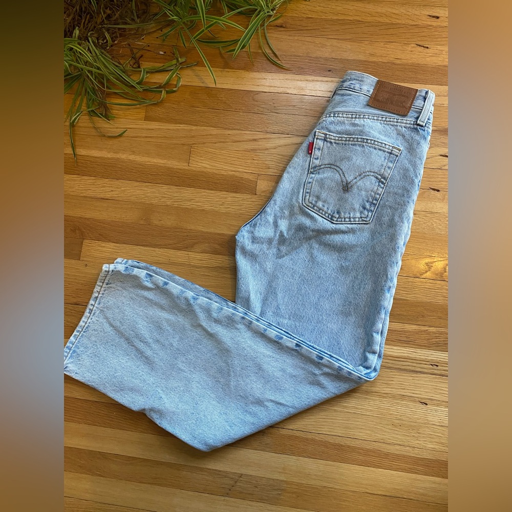 Levi’s Ribcage Straight Ankle Jean